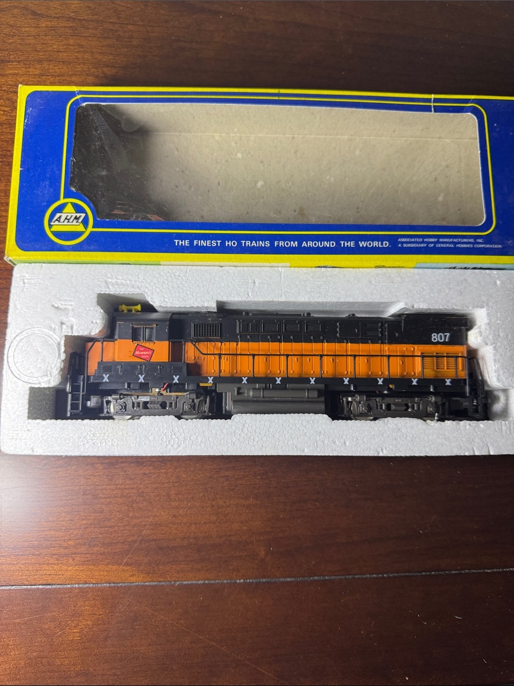 AHM Milwaukee HO Scale Diesel Locomotive (New)